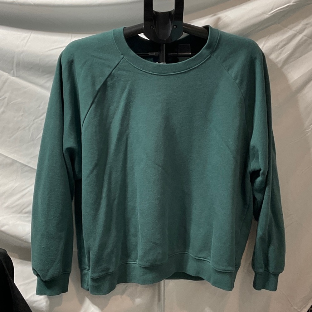 GAP Green Crewneck Top.  Never worn.